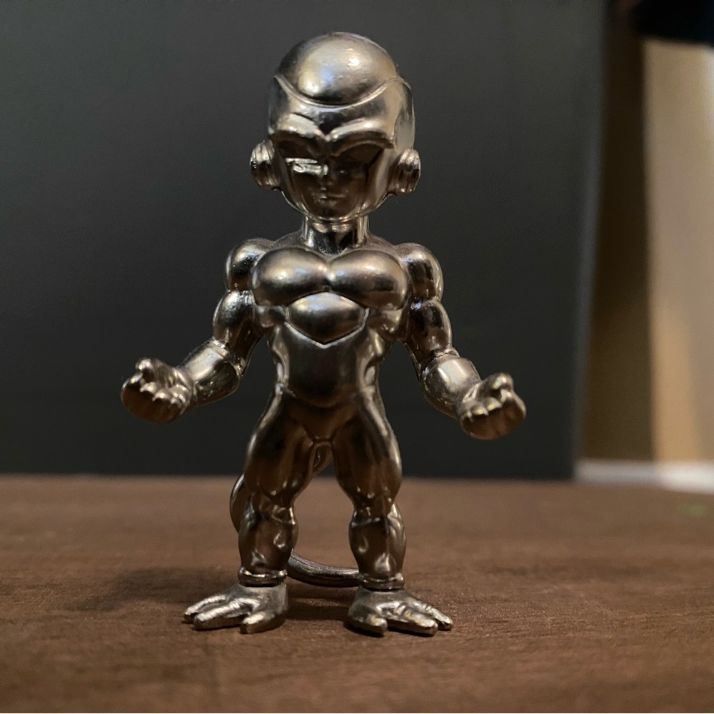 Chrome Freeza Dragonball Z Figurine